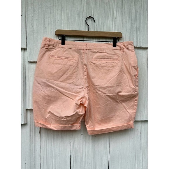 Faded Glory Womens Peach Chino Bermuda Shorts Size 16 Cuffed Casual Everyday - Picture 5 of 7